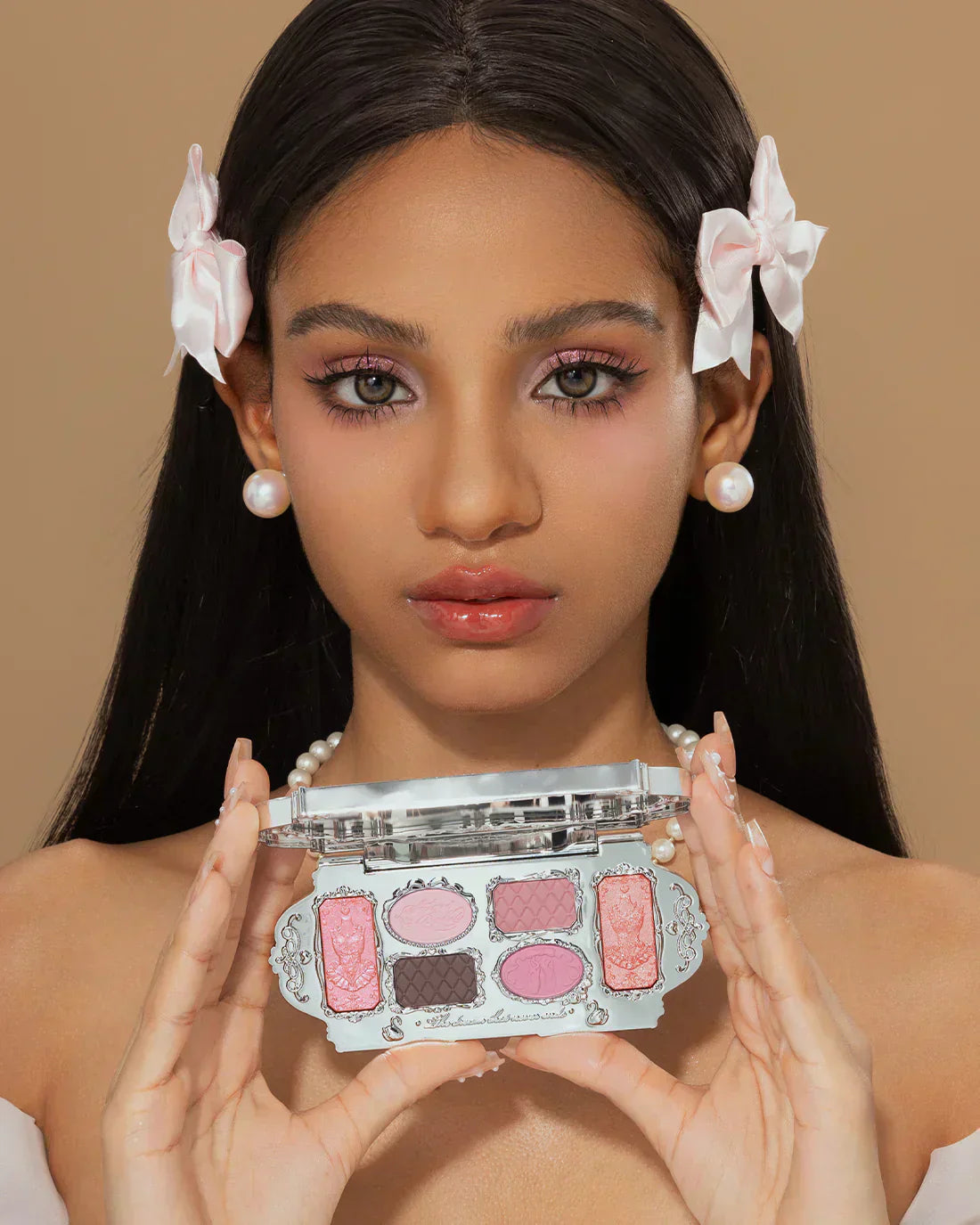 Flower Knows – Swan Ballet Sechs-Farben-Make-up-Palette