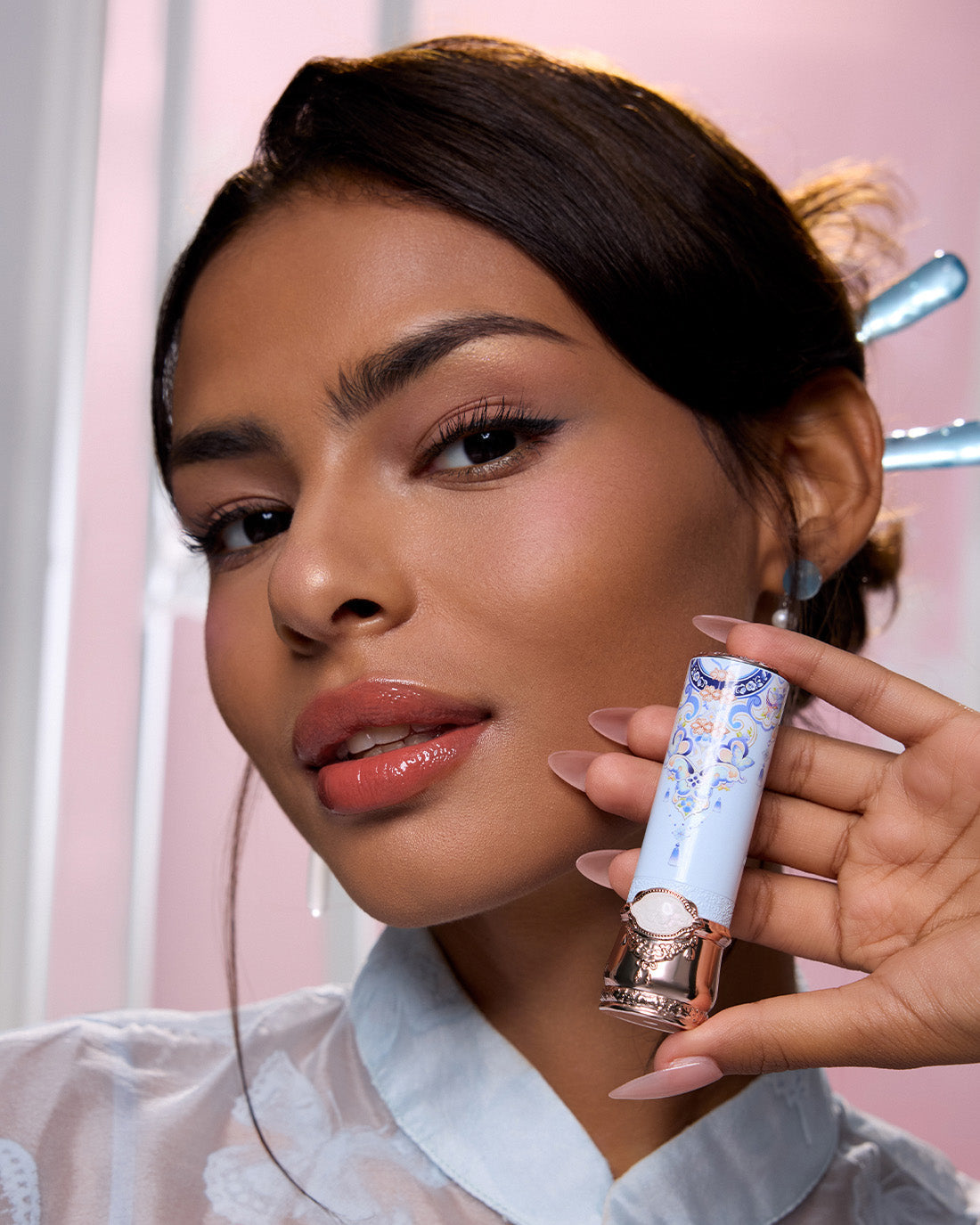 Butterfly Cloud Collar Collection Glossy Lipstick