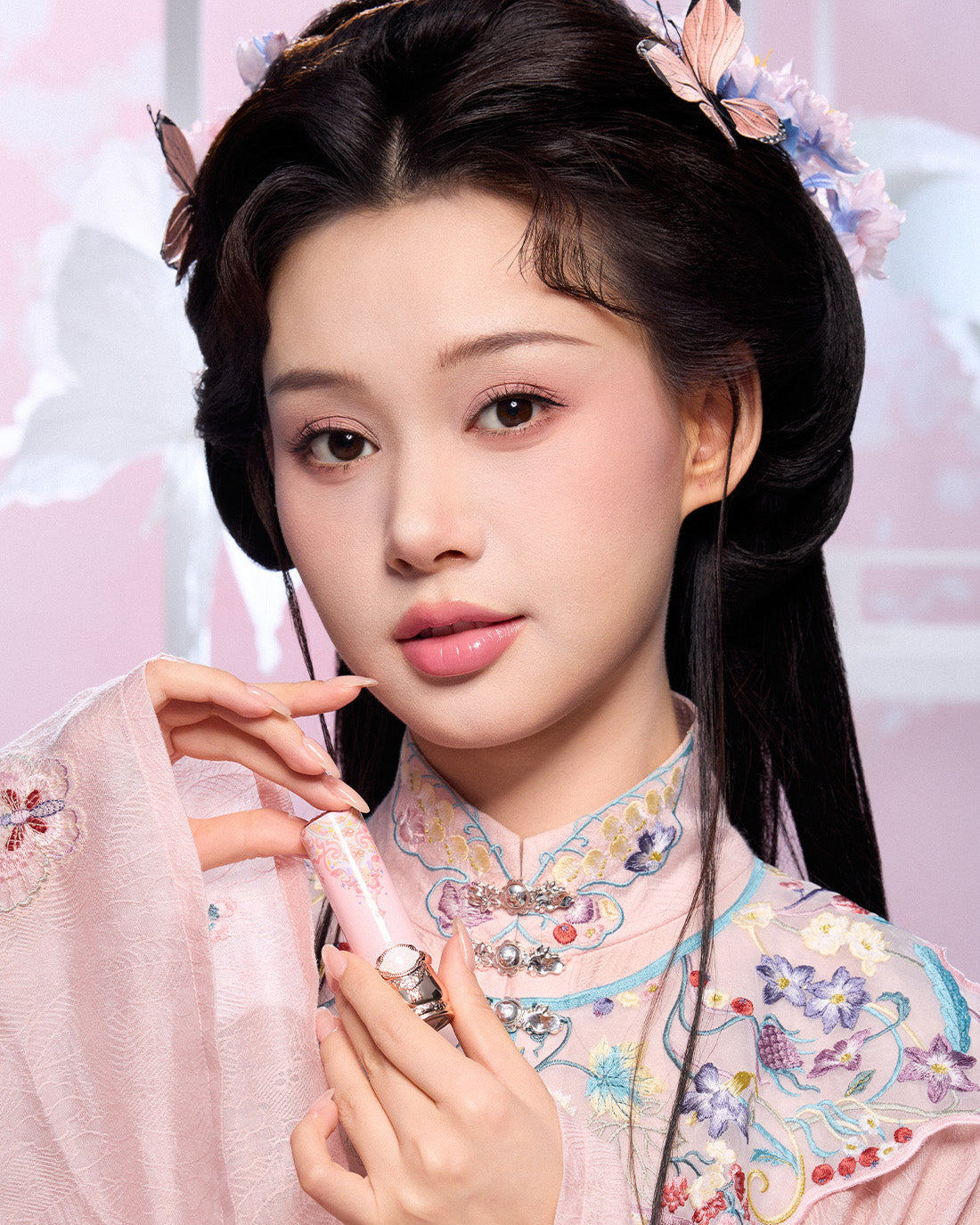 Butterfly Cloud Collar Collection Glossy Lipstick