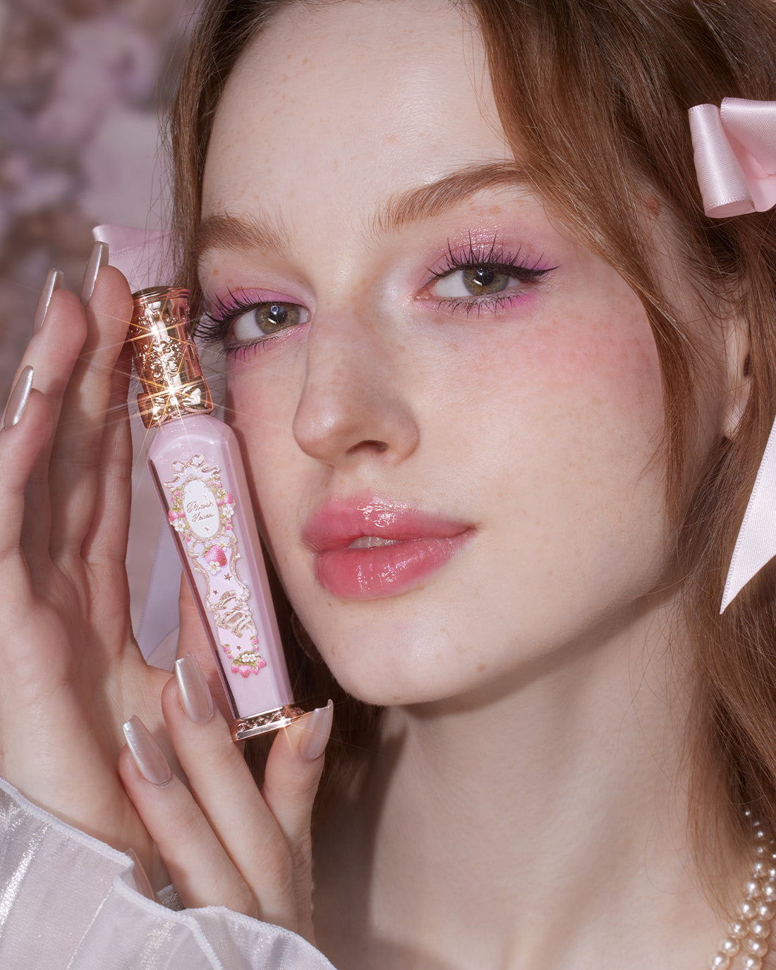 Violet Strawberry Rococo Glowy Lip Gloss