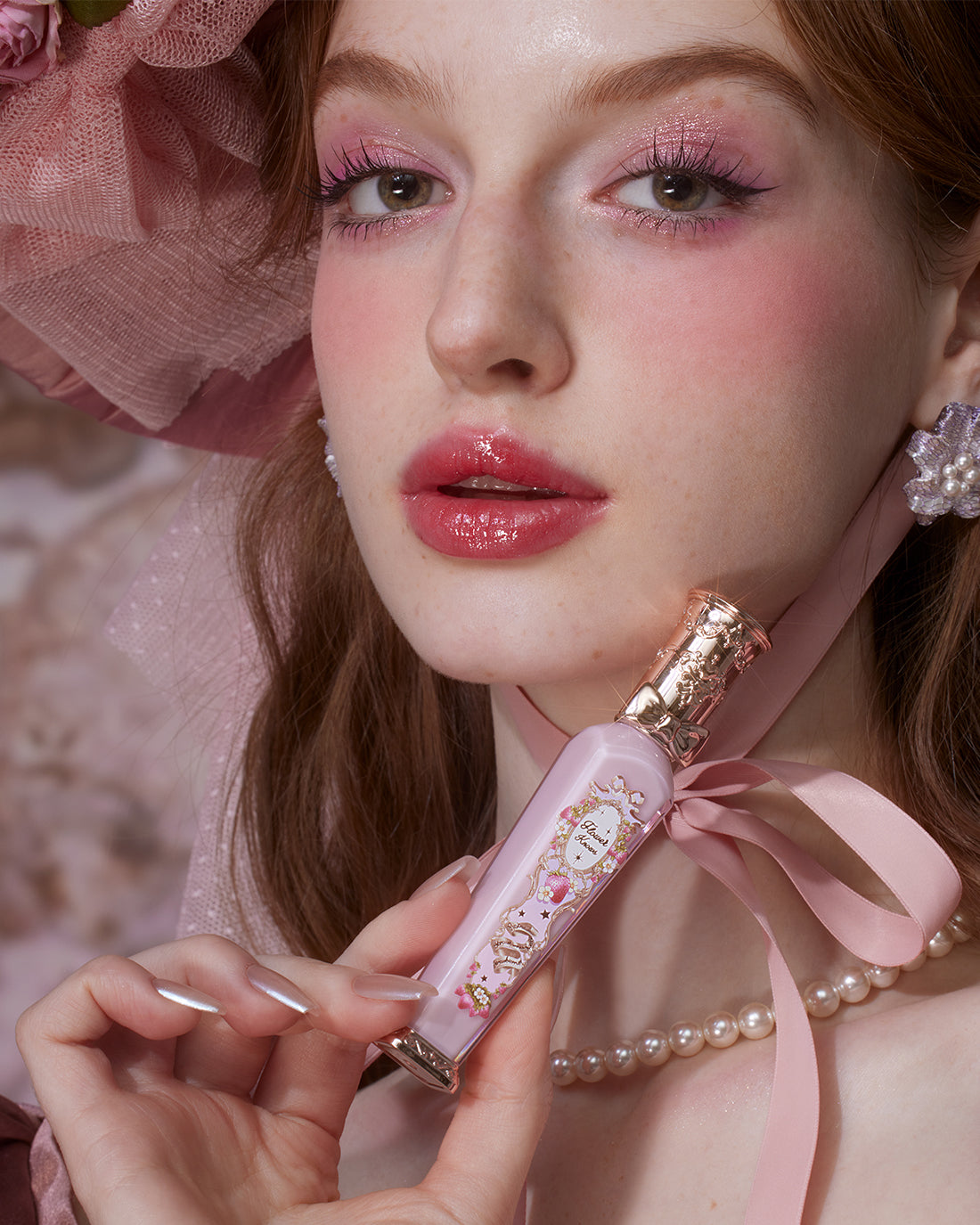 Violet Strawberry Rococo Glowy Lip Gloss