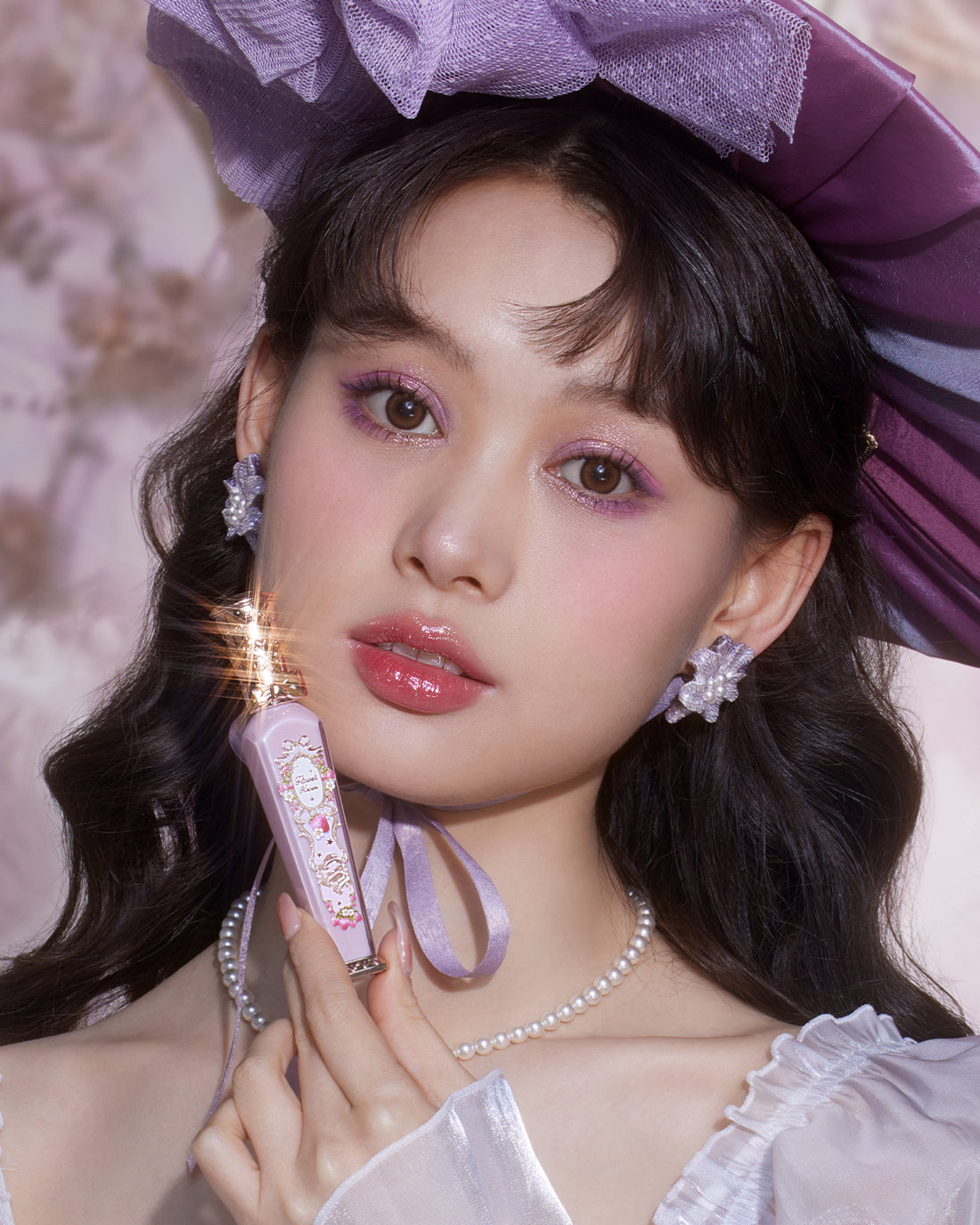 Violet Strawberry Rococo Glowy Lip Gloss