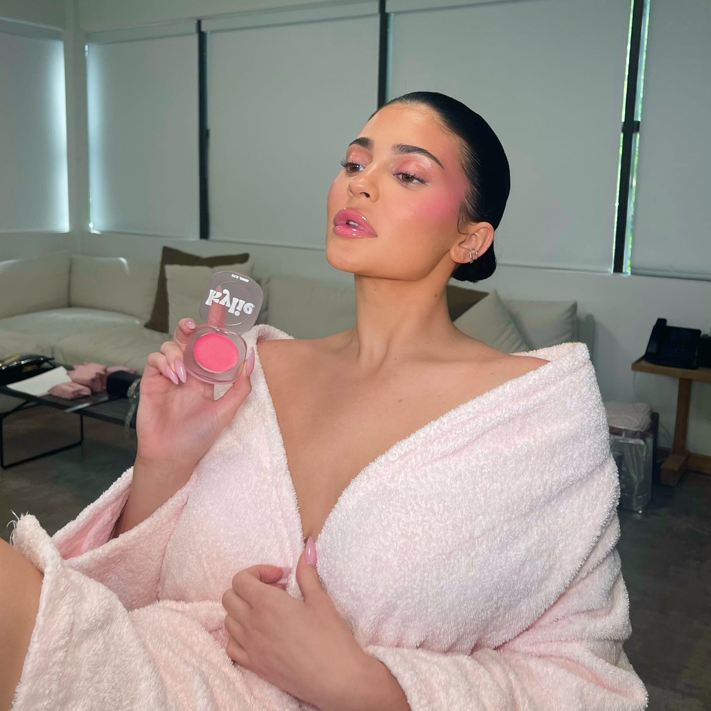 No Makeup, Makeup Bundle